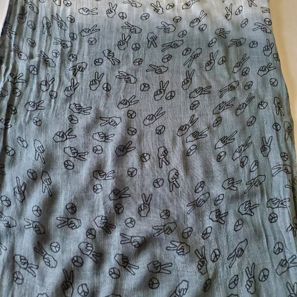 Beautiful Ombre Blue Peace Love 100% Viscose Fringed Scarf - Picture 8 of 13